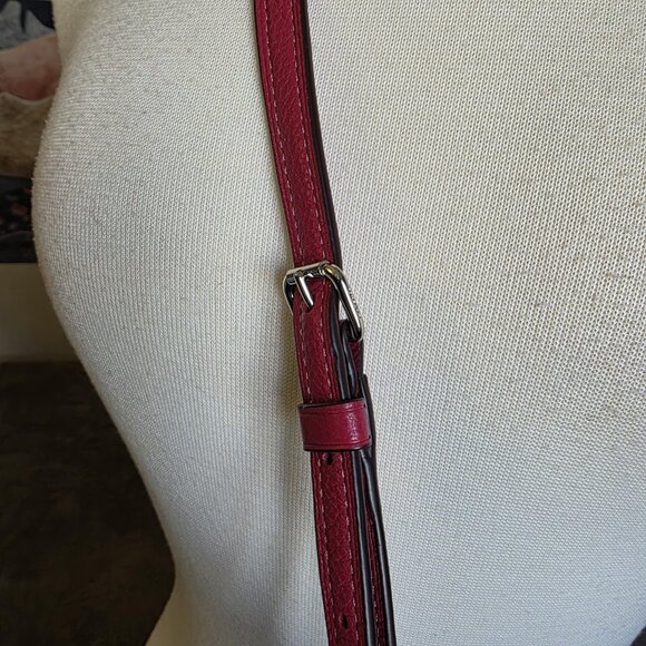 Coach Fuchsia Pink Pebbled Leather Crossbody Bag – Gold Hardware - Picture 15 of 16